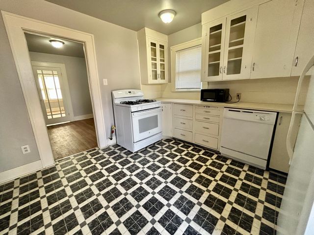 2122 16th Street, Front, Lubbock, TX 79401