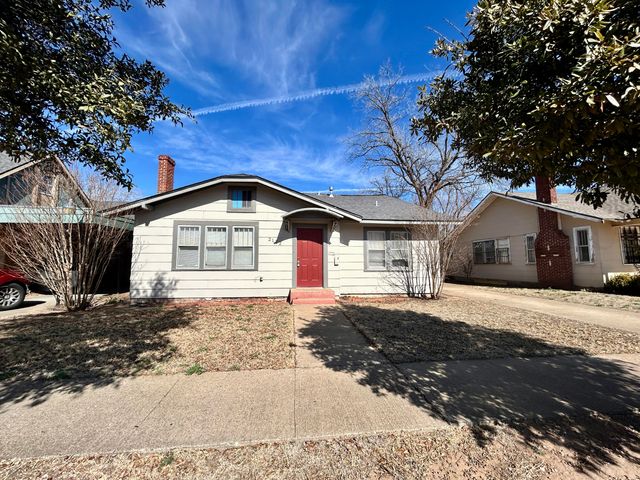 2122 16th Street, Front, Lubbock, TX 79401