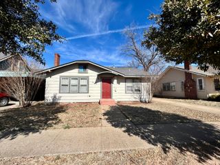 2122 16th Street, Front, Lubbock, TX 79401
