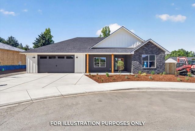 3304 Tree Top Drive, Medford, OR 97504