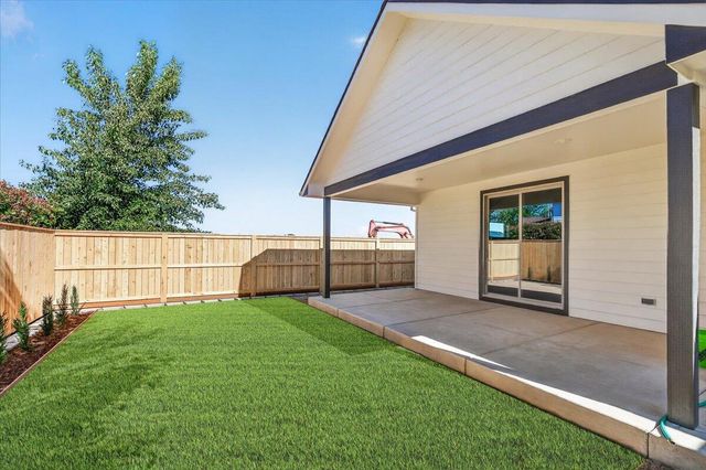 3304 Tree Top Drive, Medford, OR 97504