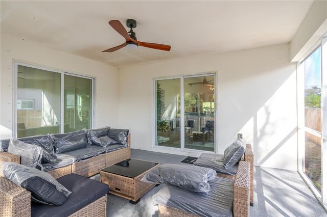 1704 W HANNA AVENUE, Tampa, FL 33604