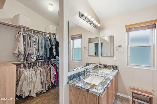 2615 E BEAUTIFUL Lane, Phoenix, AZ 85042