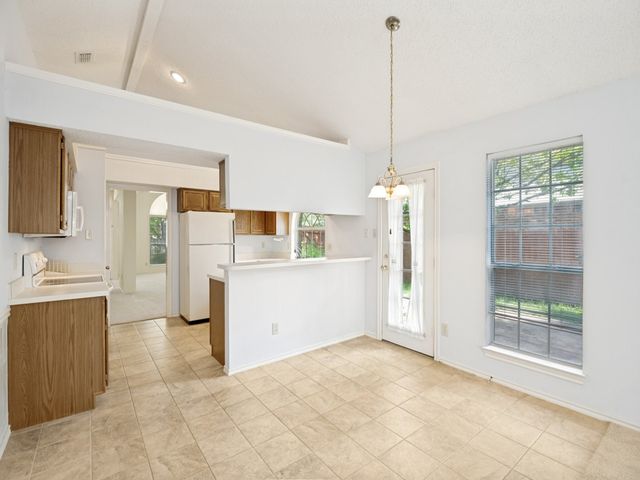 3303 Greenglen Circle, Carrollton, TX 75007