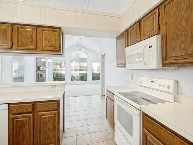 3303 Greenglen Circle, Carrollton, TX 75007