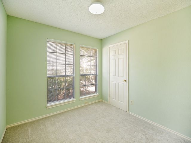 3303 Greenglen Circle, Carrollton, TX 75007