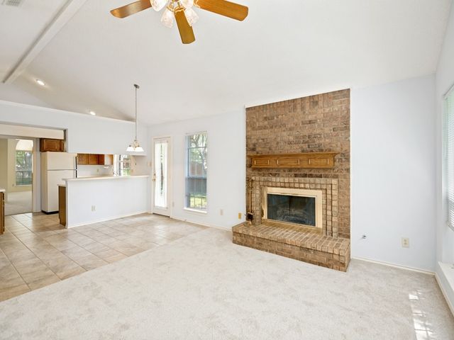 3303 Greenglen Circle, Carrollton, TX 75007