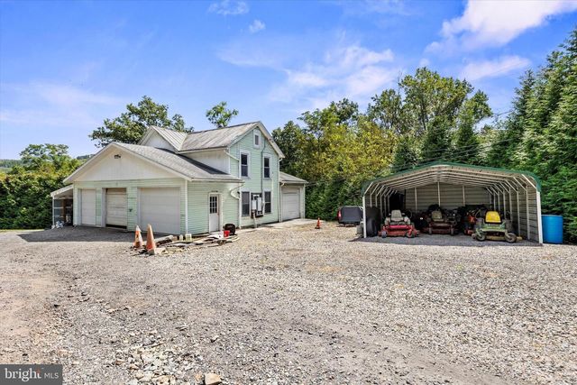 239 HILL ST, Lykens, PA 17048