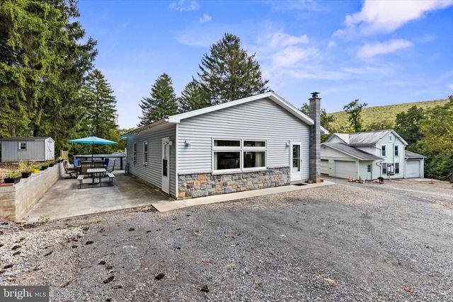 239 HILL ST, Lykens, PA 17048