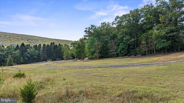 239 HILL ST, Lykens, PA 17048