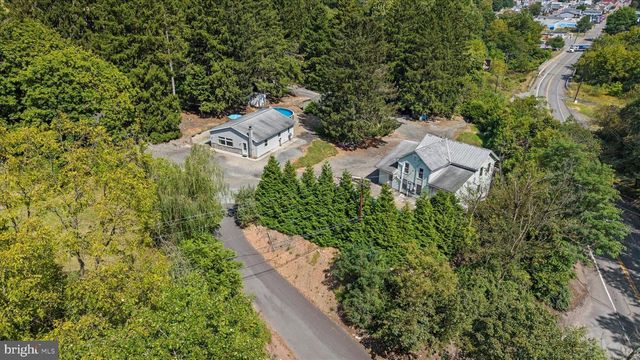 239 HILL ST, Lykens, PA 17048