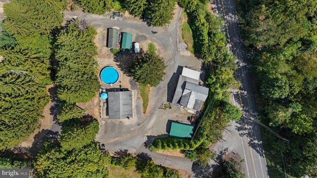 239 HILL ST, Lykens, PA 17048