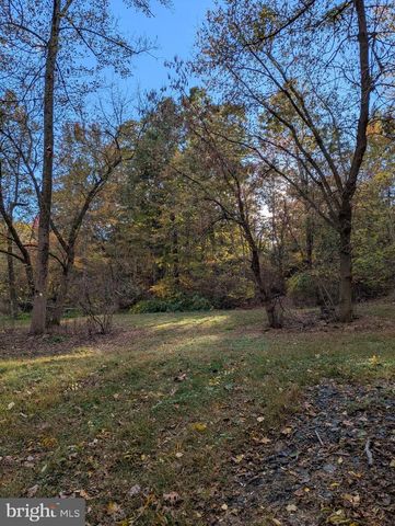 239 HILL ST, Lykens, PA 17048