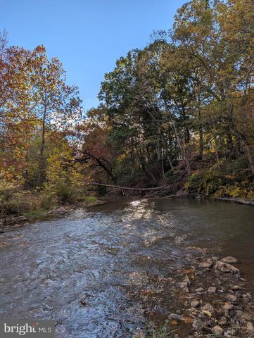 239 HILL ST, Lykens, PA 17048