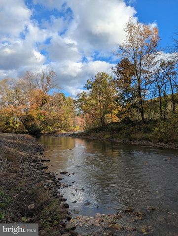 239 HILL ST, Lykens, PA 17048