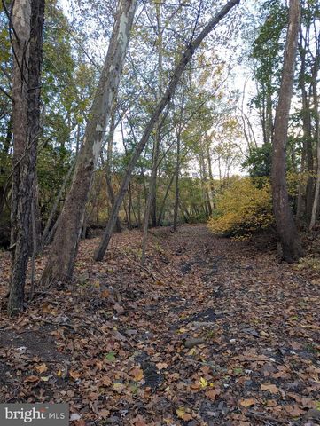 239 HILL ST, Lykens, PA 17048