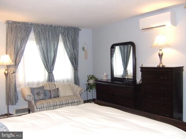 1137 HERMOSA AVE, Lancaster, PA 17601