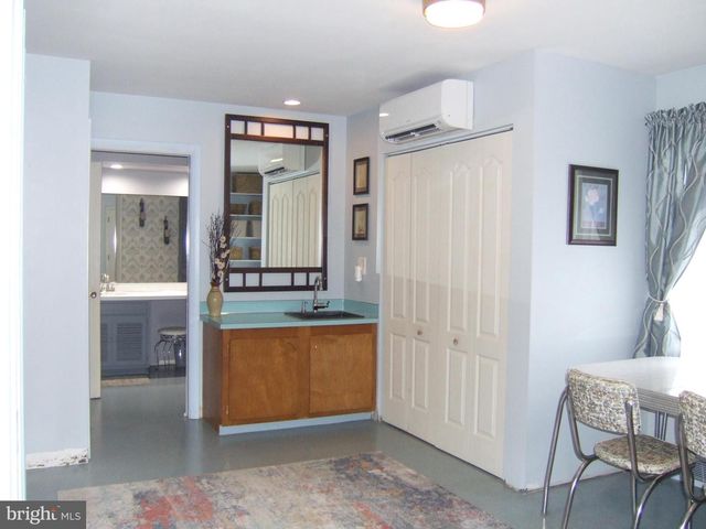 1137 HERMOSA AVE, Lancaster, PA 17601