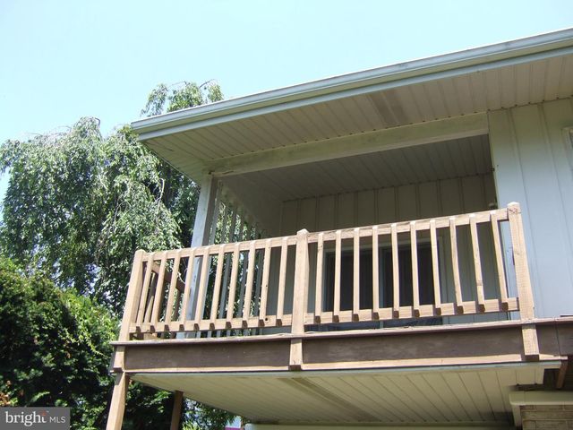 1137 HERMOSA AVE, Lancaster, PA 17601