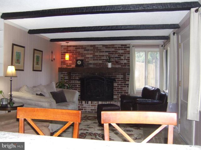 1137 HERMOSA AVE, Lancaster, PA 17601