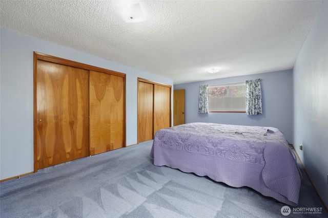 2420 Holly Lane SE, Olympia, WA 98501