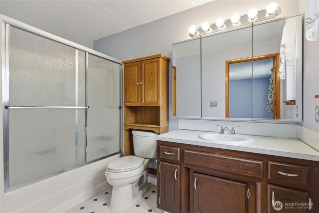 2420 Holly Lane SE, Olympia, WA 98501