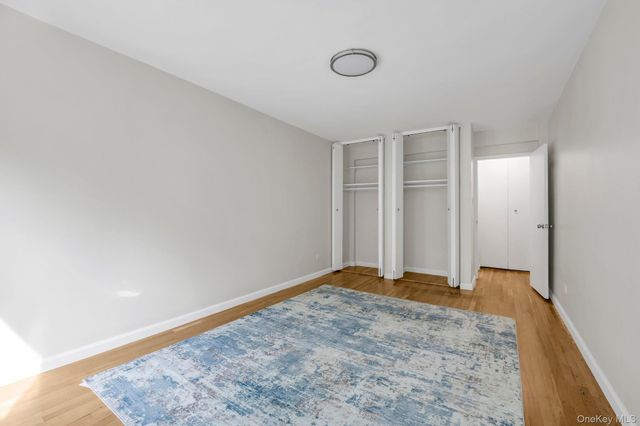 142-05 Roosevelt Avenue 320, Flushing, NY 11354