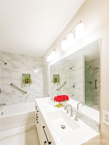 7-C Rutland Lane, Monroe, NJ 08831