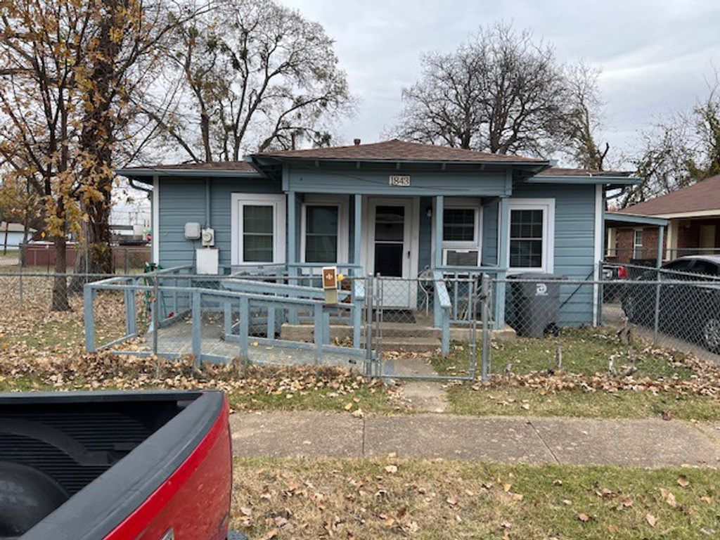 1843 Nomas Street, Dallas, TX 75212