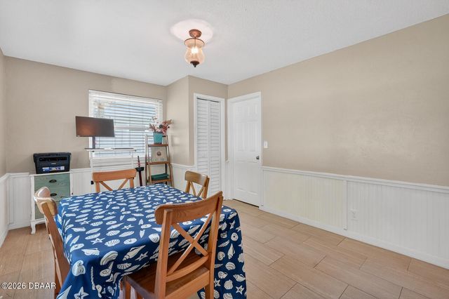 327 London Road, Holly Hill, FL 32117