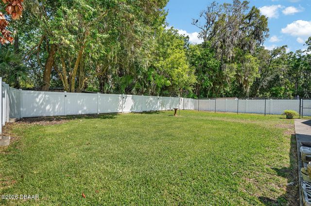 327 London Road, Holly Hill, FL 32117