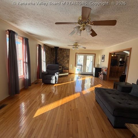 61 Seagull Drive, St Albans, WV 25177