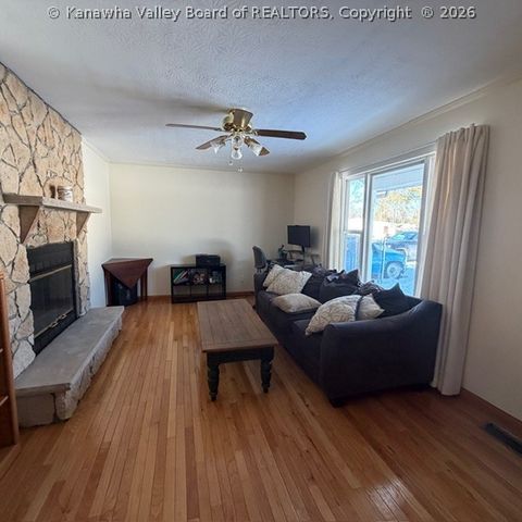 61 Seagull Drive, St Albans, WV 25177