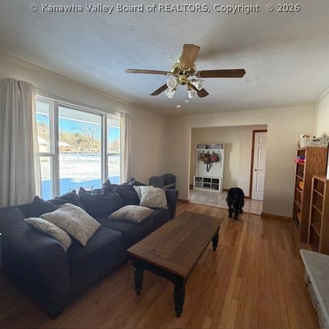 61 Seagull Drive, St Albans, WV 25177