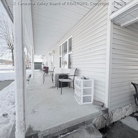 61 Seagull Drive, St Albans, WV 25177