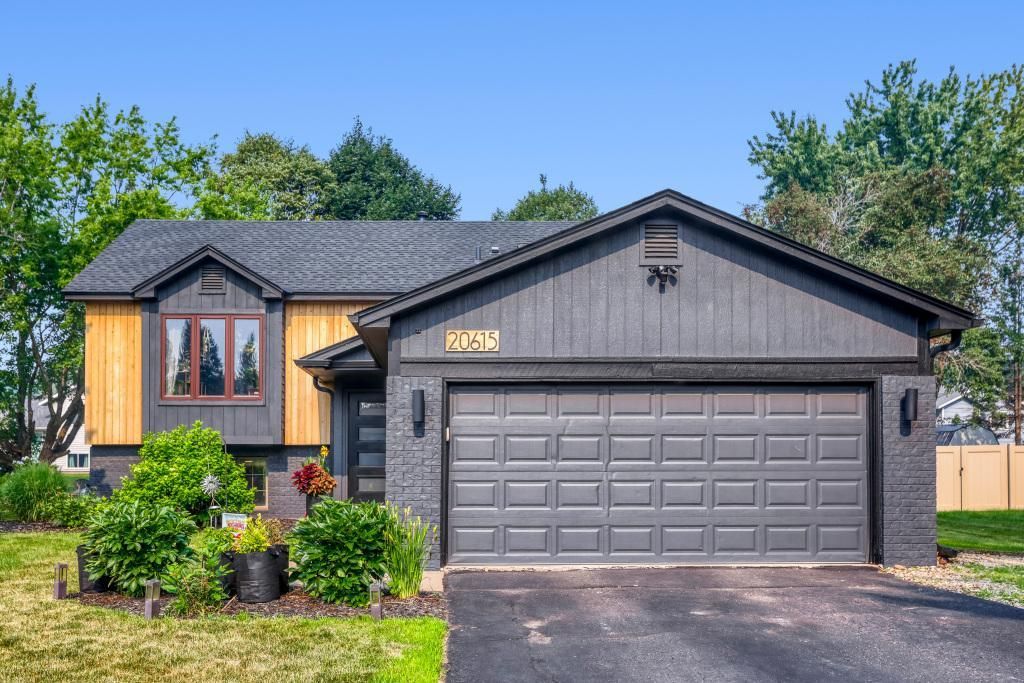 20615 Jaguar Avenue, Lakeville, MN 55044 — exterior