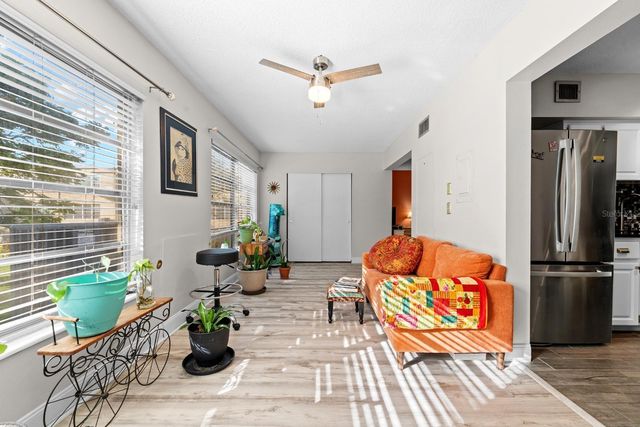2416 WORLD PARKWAY BOULEVARD 26, Clearwater, FL 33763
