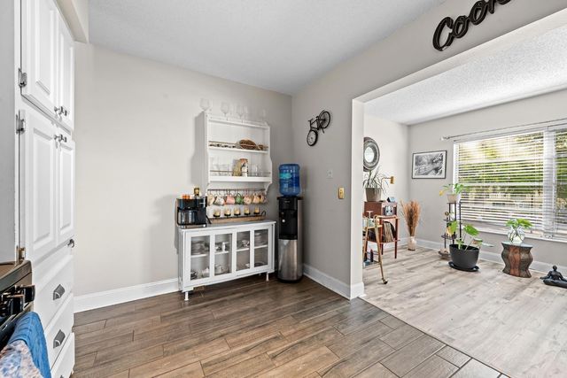 2416 WORLD PARKWAY BOULEVARD 26, Clearwater, FL 33763