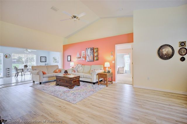 825 Holly Drive, Sebring, FL 33876