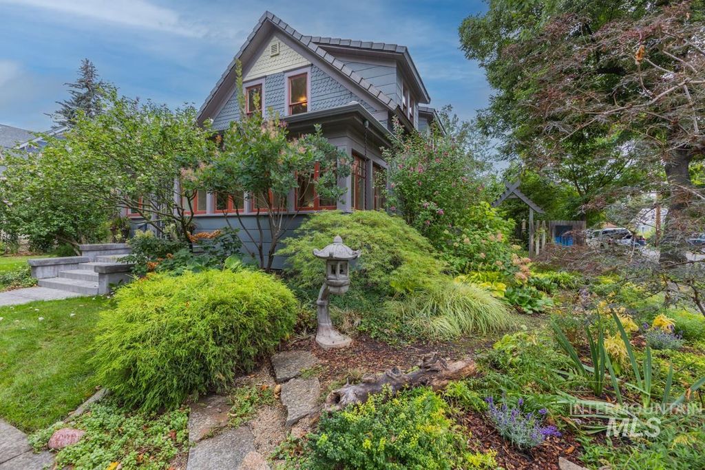 1102 N 16th, Boise, ID 83702 photo 2