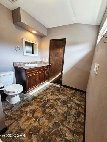 1707 N Elm Street, Pittsburg, KS 66762