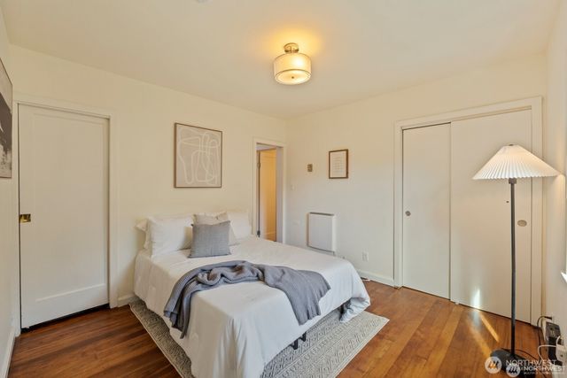 11556 17th Avenue NE, Seattle, WA 98125