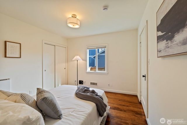 11556 17th Avenue NE, Seattle, WA 98125
