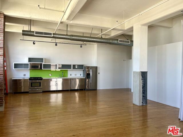 1850 Industrial Street 504, Los Angeles, CA 90021