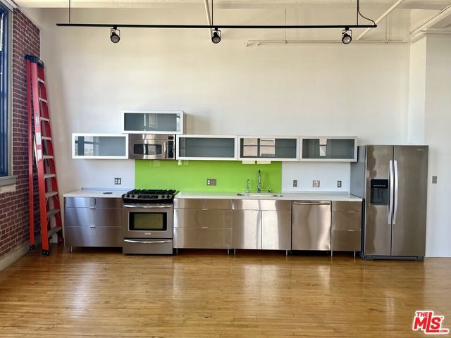1850 Industrial Street 504, Los Angeles, CA 90021