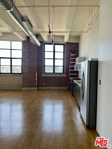 1850 Industrial Street 504, Los Angeles, CA 90021