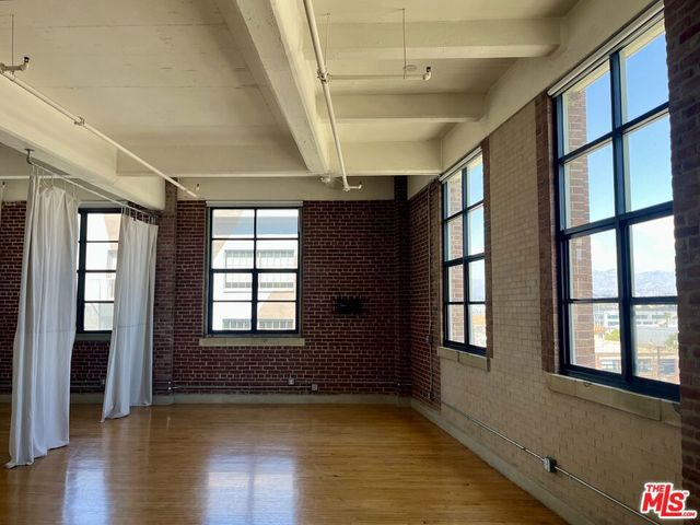 1850 Industrial Street 504, Los Angeles, CA 90021