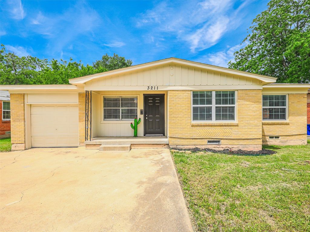 3211 Gus Thomasson Road, Dallas, TX 75228