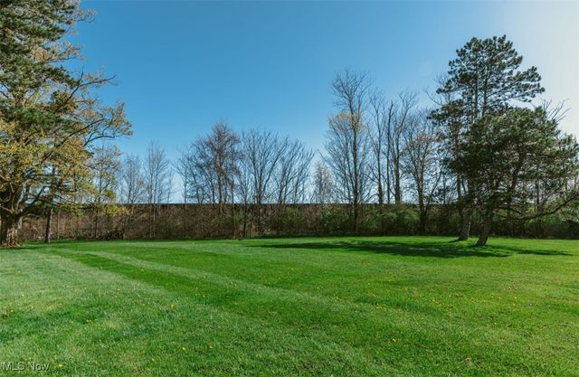 S Sycamore Street, Jefferson, OH 44047