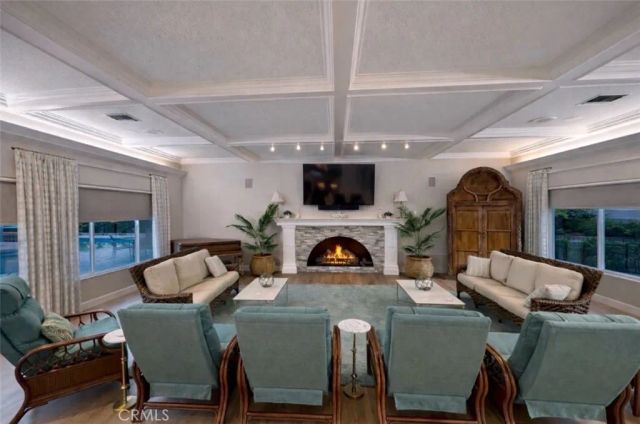16421 Haiku Lane, Huntington Beach, CA 92649